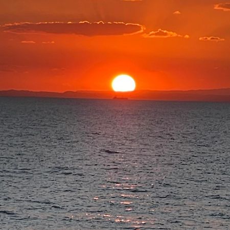 Raʼs Matārimah Amazing beach view in Ras Sudr راس سدر Ras Sedr المظهر الخارجي الصورة